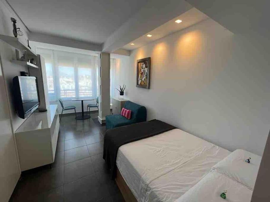 Centrico Apartamento En El Riscal Alicante Bagian luar foto
